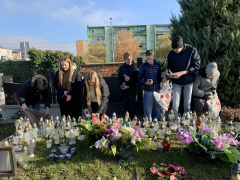 Messenger_creation_884CC46A-18E3-4E05-991C-972EE492FCF9