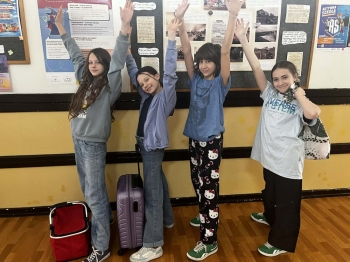 ade999eb-c36b-4ca8-922c-a387ed8b5d4d