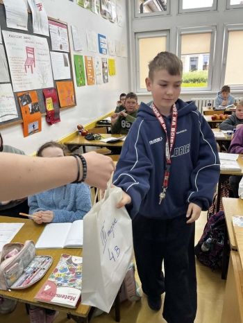 eef11280-4d5d-4e3a-b7d7-593501b7921c