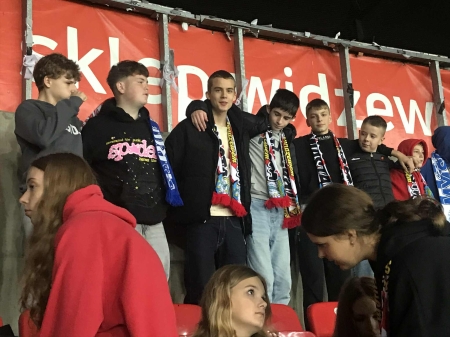 Uczniowie „Siódemki” na meczu Widzew – Legia 