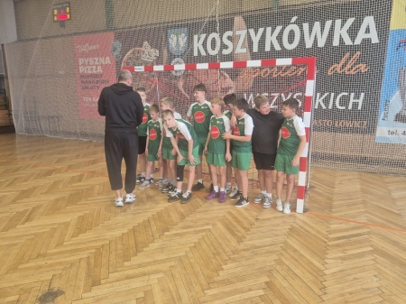 Sukces i sportowa postawa reprezentacji SP7 w zawodach piłki ręcznej chłopców...