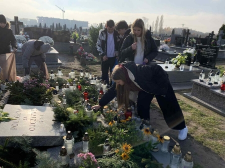 Nieznanemu Żołnierzowi!