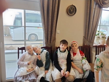 Wigilia klas trzecich w Karczmie Bednarskiej