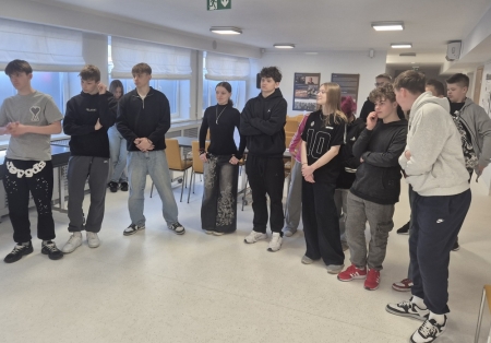 Klasa 8c na żywej lekcji historii w „Małym Arsenale” w Łowiczu