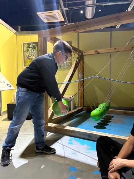 Wycieczka klas siódmych do Łodzi – kultura, nauka i integracja
